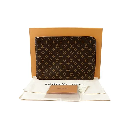 Etui Voyage MM Clutch M44499