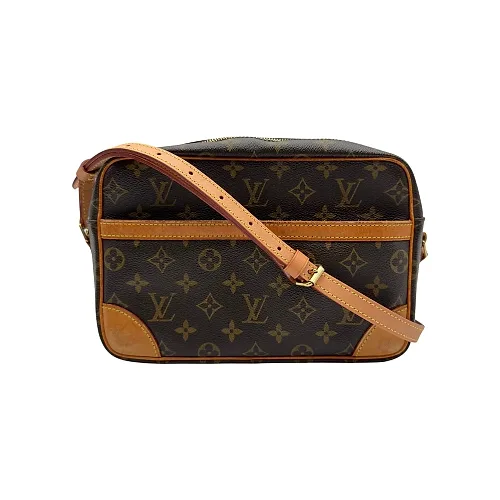 Trocadero PM Shoulder Bag