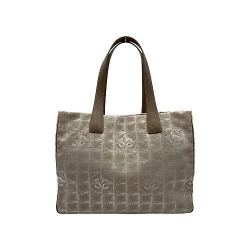 New Travel Line Tote MM