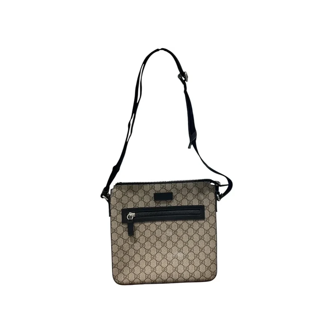 GG Supreme Shoulder Bag