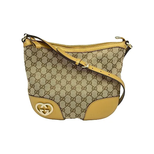 GG Canvas Lovely Heart Shoulder Bag