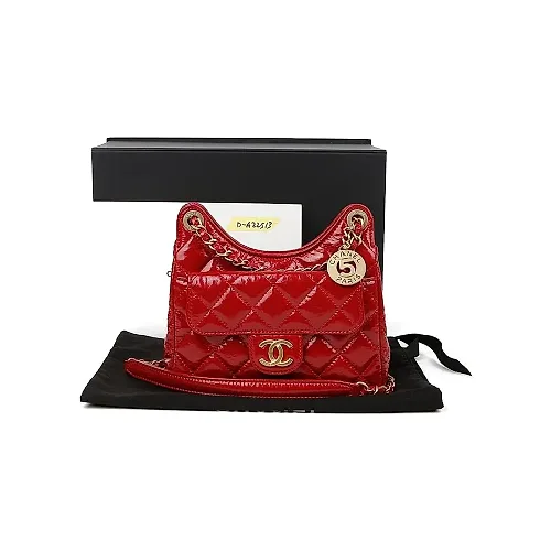 Pocket Chain Hobo Small Shoulder Bag AS4323