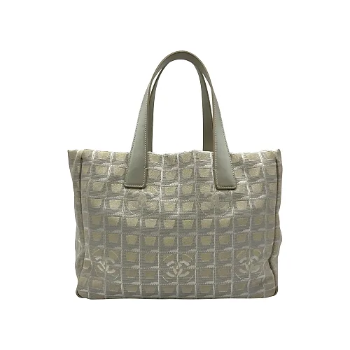 New Travel Line Tote MM