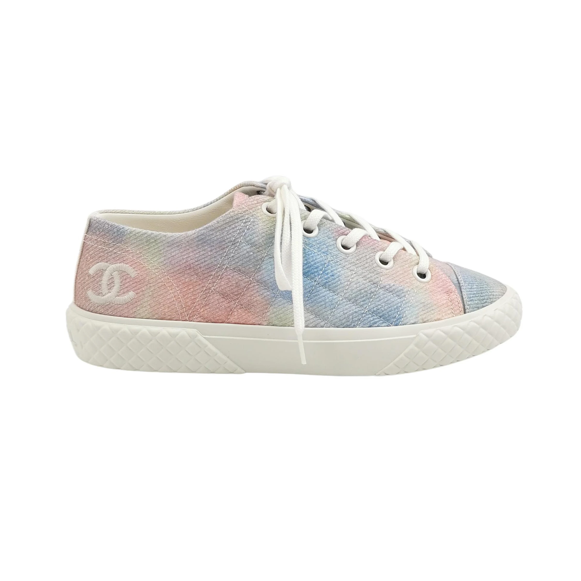 Chanel CC Logo Quilted Lace-Up Sneakers