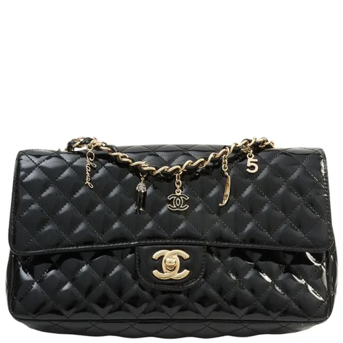 Circa 2009 Patent Multicharm CC Turnlock Chain Bag Black