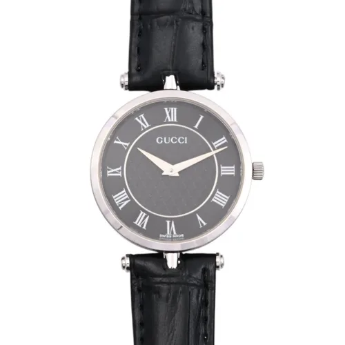 Round Logo Face Watch 2040M Quartz Black
