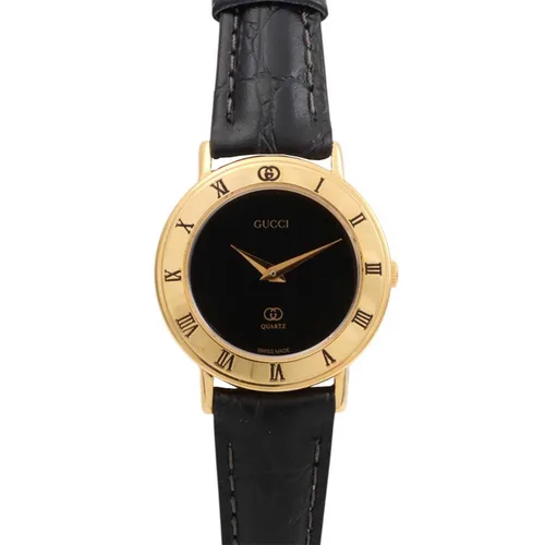 Round Logo Face Watch 29.8mm 3001L Quartz Black Wristwatch